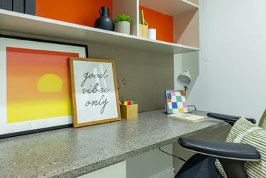 Premium En Suite - Image 7